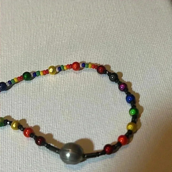 UNIQUE HANDMADE COLORFUL BASKETBALL NECKLACE - Picture 7 of 8